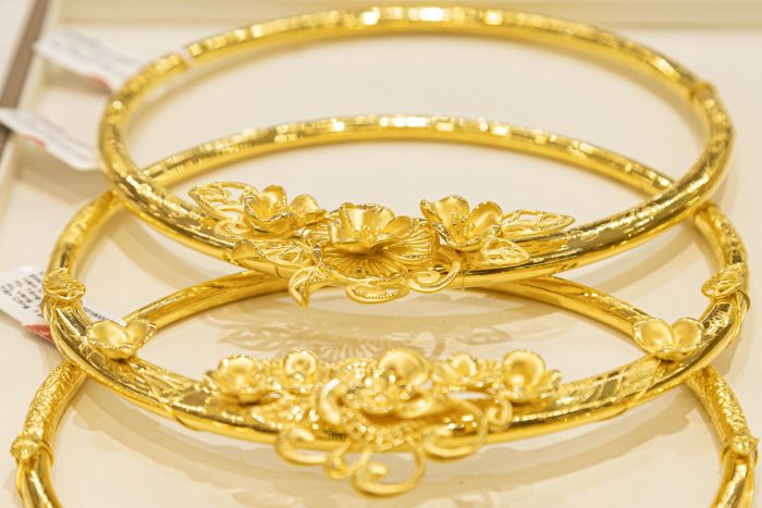 vang duc 12 06132840 700x467 - Giá Vàng SJC Hôm Nay 16/9: Thị trường trong nước tăng mạnh, thế giới hướng mốc 3.700 USD