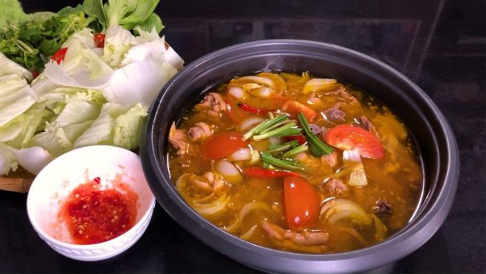 Lau thai ga 14 700x395 - Top 14 cách nấu lẩu thái ngon siêu cấp “đốn tim” tín đồ ẩm thực