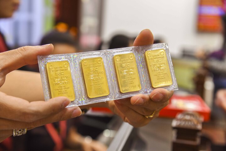 Giá vàng thế giới tăng mạnh, có nên mua vàng lúc này? gia vang trong nuoc - Giá vàng thế giới tăng mạnh, có nên mua vàng lúc này?